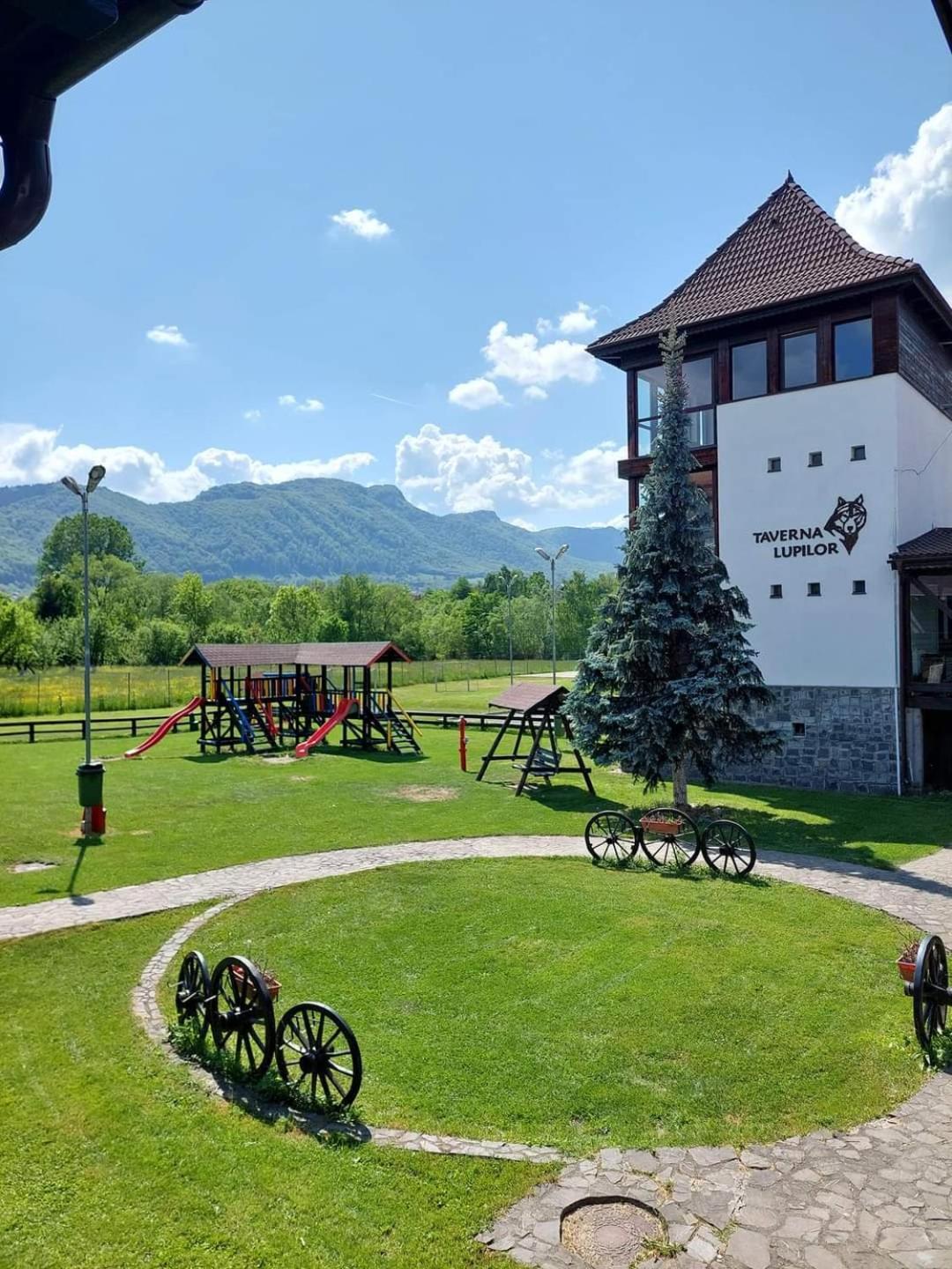 Hotel Wolf 2 Bran  Exterior foto